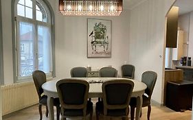 Suites Mana - La Perle des Isles , Superbe maison Art déco avec balnéothérapie